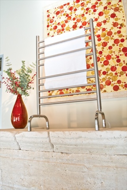 Amba Solo SAFSP-24 Solo Freestanding Electric Towel Warmer in Polished
