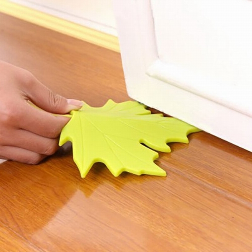 Maple Leaf Doorstop