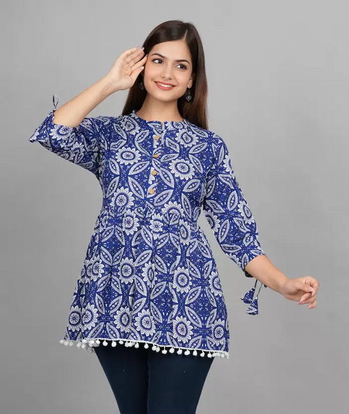 Casual Regular Sleeves Printed Women Blue Top (Size M)