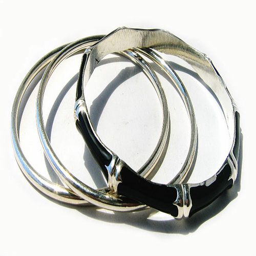 Zircomania 610b-7408blk Silvertone and Black Enamel Bangle Bracelets