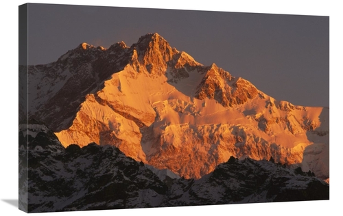 Global Gallery GCS-453473-2030-142 20 x 30 in. Dawn on Kangchenjunga&#