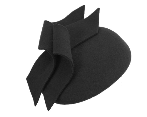 Modern black winter felt pillbox