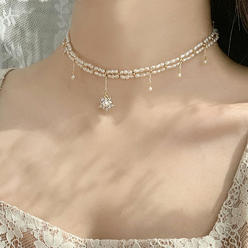 Pearl Tassel Choker Necklace