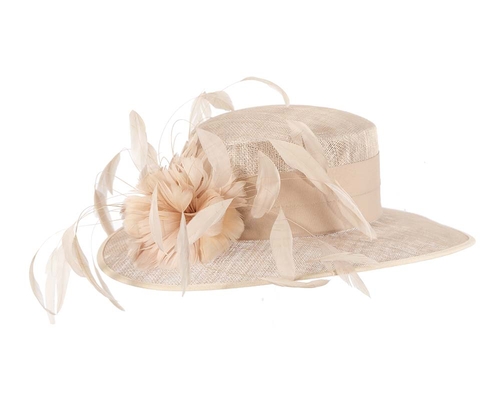 Nude Ladies Fashion Racing Hat with feathers