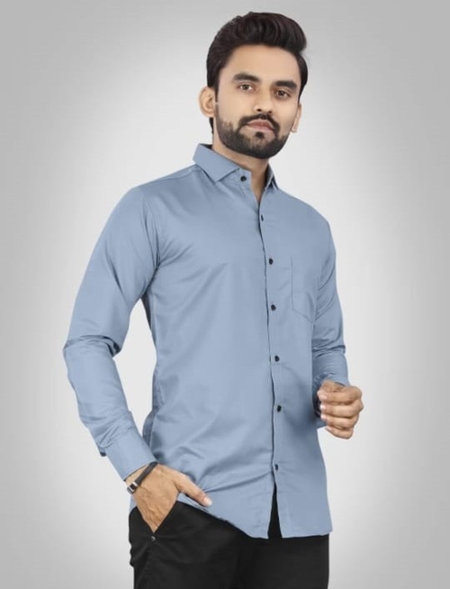 Light Blue Men Slim Fit Solid Spread Collar Casual Shirt