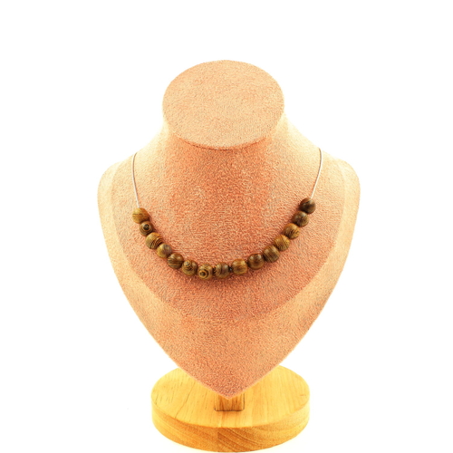 Wood 15 beads 8 mm necklace