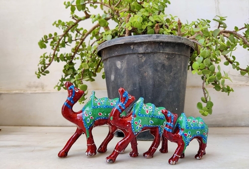 Handcrafted Camel Set Of 3 Decorative Showpiece For Home Decor And