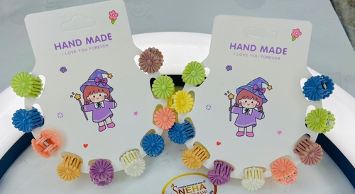 FLOWER Design Hair Claw Multicolor Pack of 32