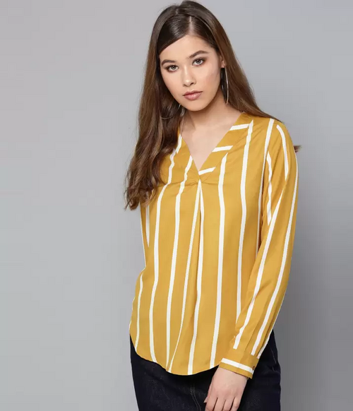 Casual Regular Sleeves Striped Women Yellow Top (Size L)