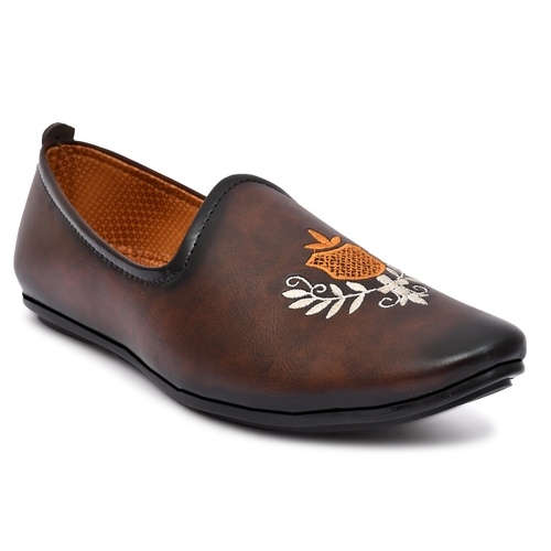 Men's Slip On Ethnic Juttis & Mojari (Size-UK-8) (Color-BROWN)