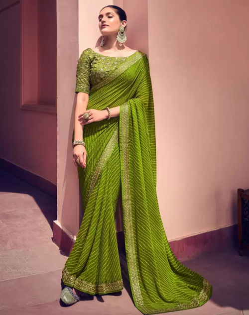 Striped, Embellished Bandhani Georgette Saree  (Green, Gold)