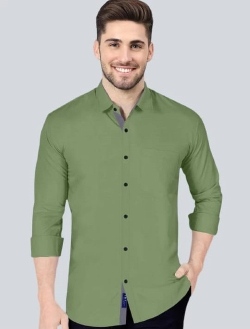 Green Men Slim Fit Solid Spread Collar Casual Shirt