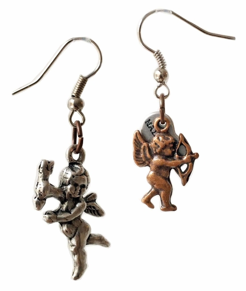 Cluster earrings with cupids in brass and bronze. Perfect for