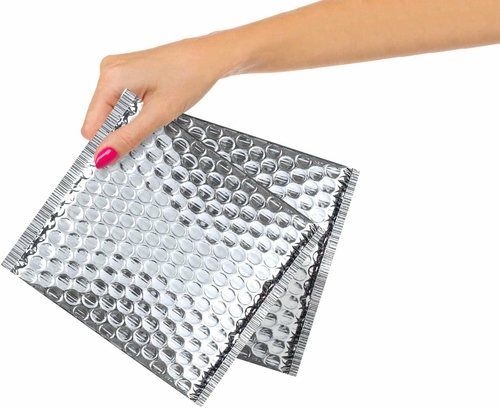 Thermal Bubble Mailers 6 x 6 Inch Size. Pack of 100 Metallic Thermal