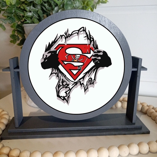 Tampa Bay Buccaneer Super Fan | Round Interchangeable Frame and/or