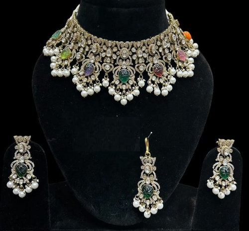 Alloy Gold-plated White Jewel Set