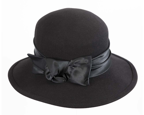 Exclusive black rabbit fur bucket hat with bow