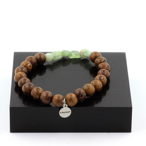 Green Kyanite from Brazil + wood Bracelet 8 mm Beads.