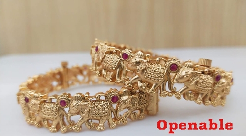 Womern Gold Plated Eephant Design Copper Brass Bangle