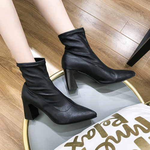 Main Women's Black Pointed Toe Boots – Minimalist Look (NEW STOCK) image
