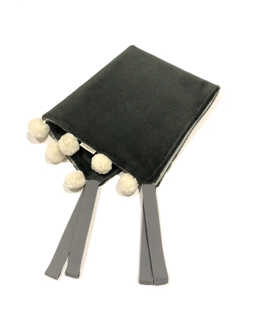 JUNGLE Saveplace® hammock for pets & storage, with pom poms