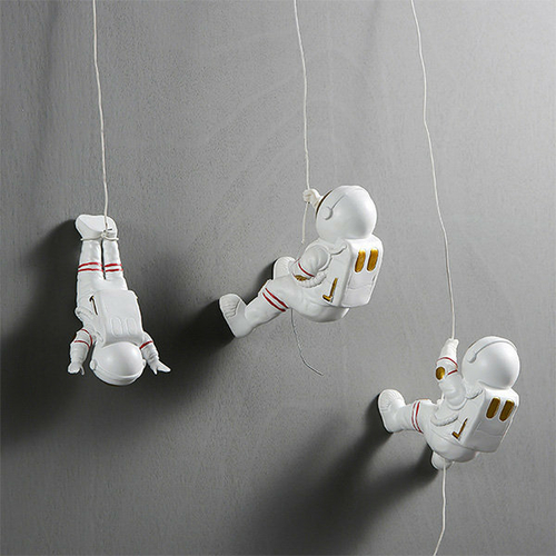 Resin Astronaut Wall Decoration