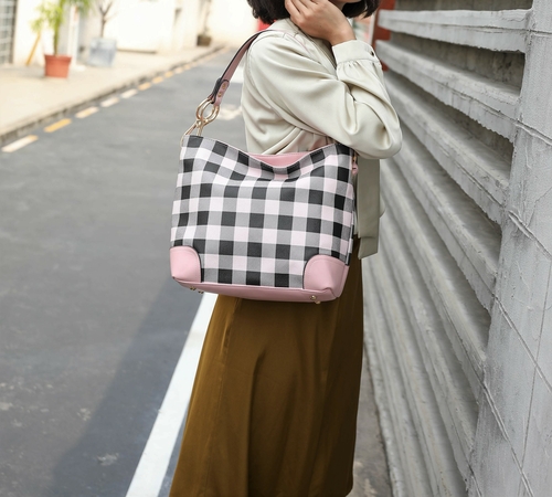 Vivien Checker Hobo & Wallet Set