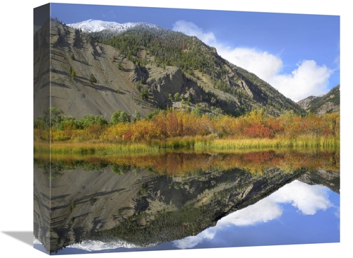 Global Gallery GCS-396292-16-142 16 in. Boulder Mountains Reflected in