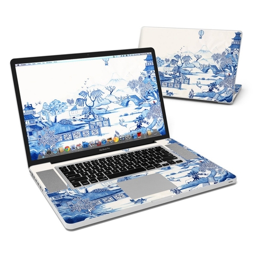 DecalGirl MBP17-BLUEWILLOW Apple MacBook Pro 17 in. Skin - Blue Willow