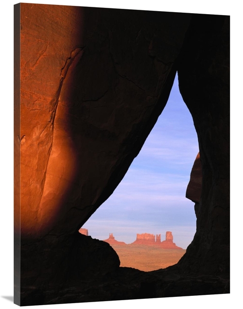 Global Gallery GCS-452038-3040-142 30 x 40 in. Teardrop Arch with Butt