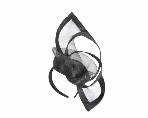 Black edgy racing fascinator