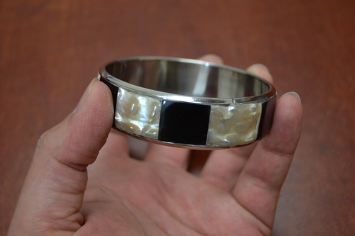 Mother of Pearl Shell Stainless Steel Bangle 3/4"