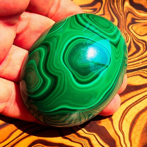 Natural Green Malachite, Collectors Malachite, oval Green Malachite