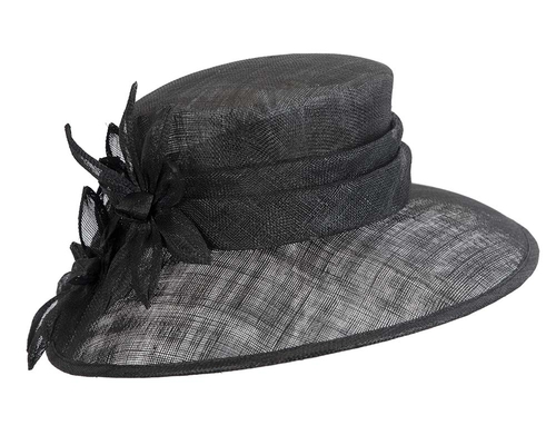 Large black spring racing hat