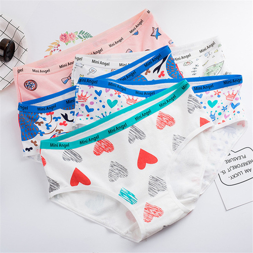 https://d2nxps5jx3f309.cloudfront.net/listing_images/attachments/957/b42/af-/normal/Girl-Briefs-Cotton-Heart-Print-Women-s-Panties-Ladies-Casual-Underwear-Female-Cartoon-Cute-Underpants-Sexy.jpg_640x640.jpg