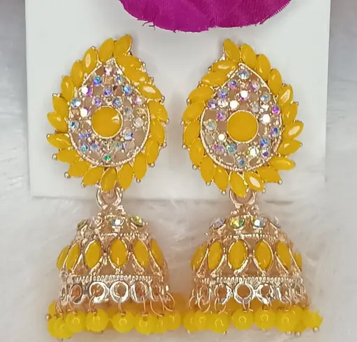 Women's TRADITIONAL WEDDING DESIGN KUNDAN STONE WORK JHUMKA Color