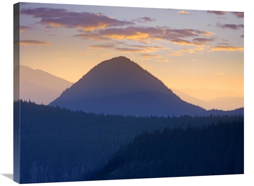 Global Gallery GCS-396864-2432-142 24 x 32 in. Mount Rainier From Sunr