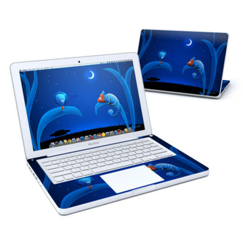 DecalGirl MB13-ALIENCHAMELEON DecalGirl MacBook 13in Skin - Alien and 