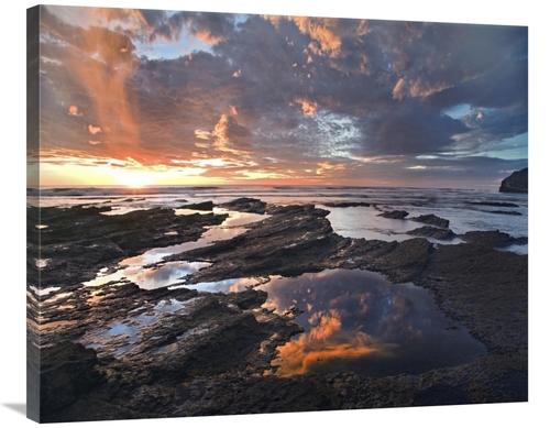 Global Gallery GCS-396017-2835-142 28 x 35 in. Pelada Beach at Sunset&