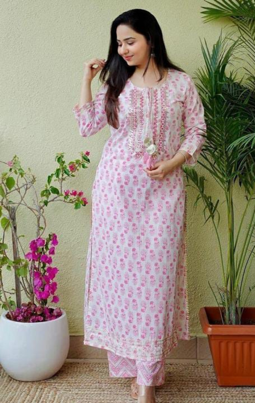 Women Pink Rayon embroidery work kurti with pant set Size L