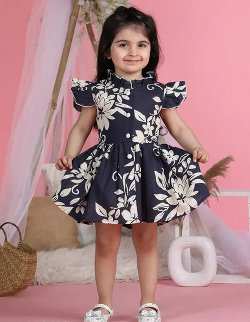 Cute Cotton Knee-Length Frock: Stylish Casual Wear for Girls.