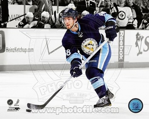 Photofile PFSAAOR11001 Kris Letang 2011-12 Spotlight Action Sports Pho