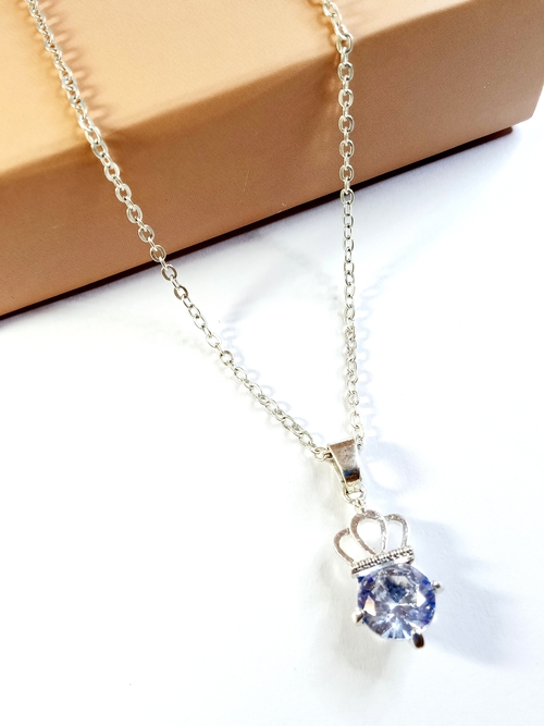 Artificial Queen Diamond Pendant Necklace