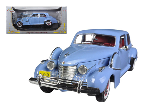 1940 Cadillac Sixty Special Blue 1/32 Diecast Car Model by Signature