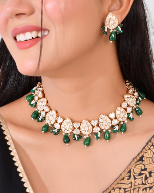 Sea Shell Pearl Emerald Green Pink White Beads Necklace for Women