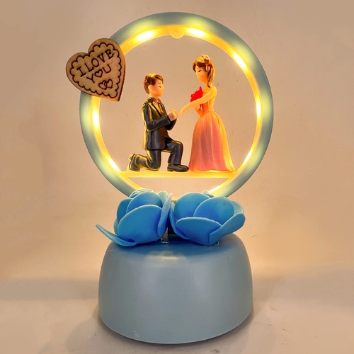 Love Couple Statue with Light for Home Decor