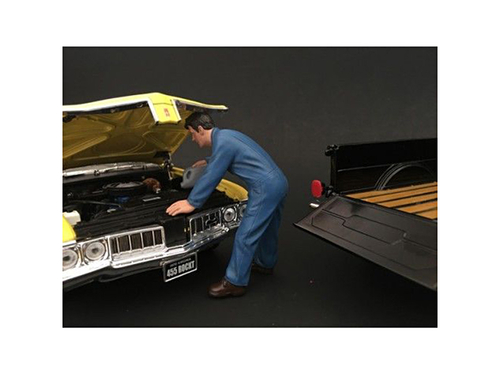 Mechanic Doug Filling Engine Oil Figurine for 1/18 Scale Models by