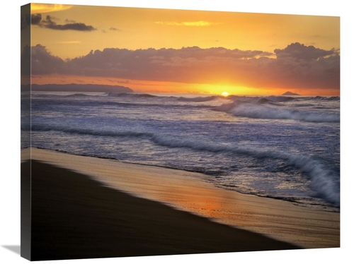 Global Gallery GCS-396141-2228-142 22 x 28 in. Sunset Over Polihale Be