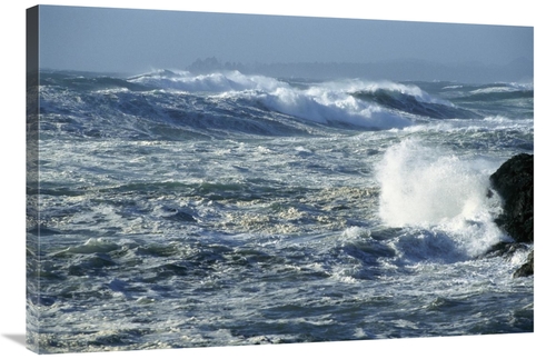 Global Gallery GCS-450833-2436-142 24 x 36 in. Crashing Waves, Lon