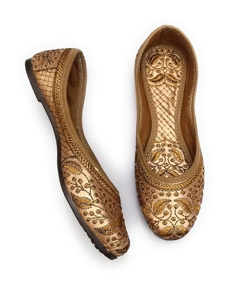 Women’s Embroidered Rajasthani Mojari's Women Ethnic Footwear Mojari